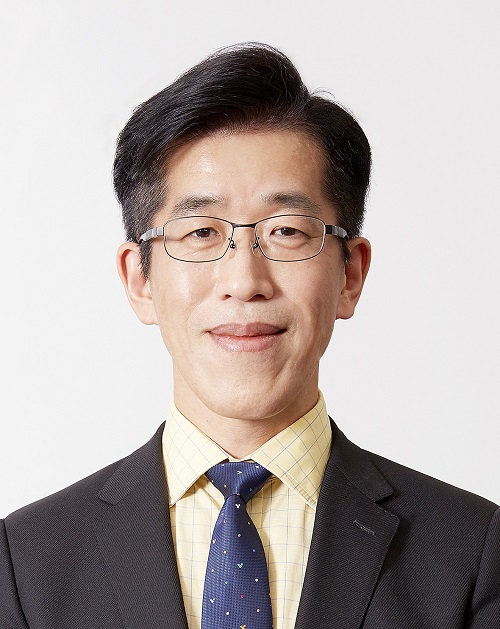 岸博明教授