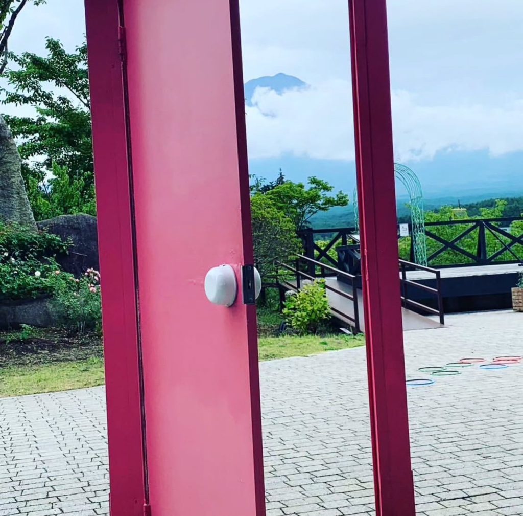 山梨のどこでもドア