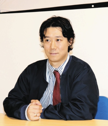 小袋成彬
