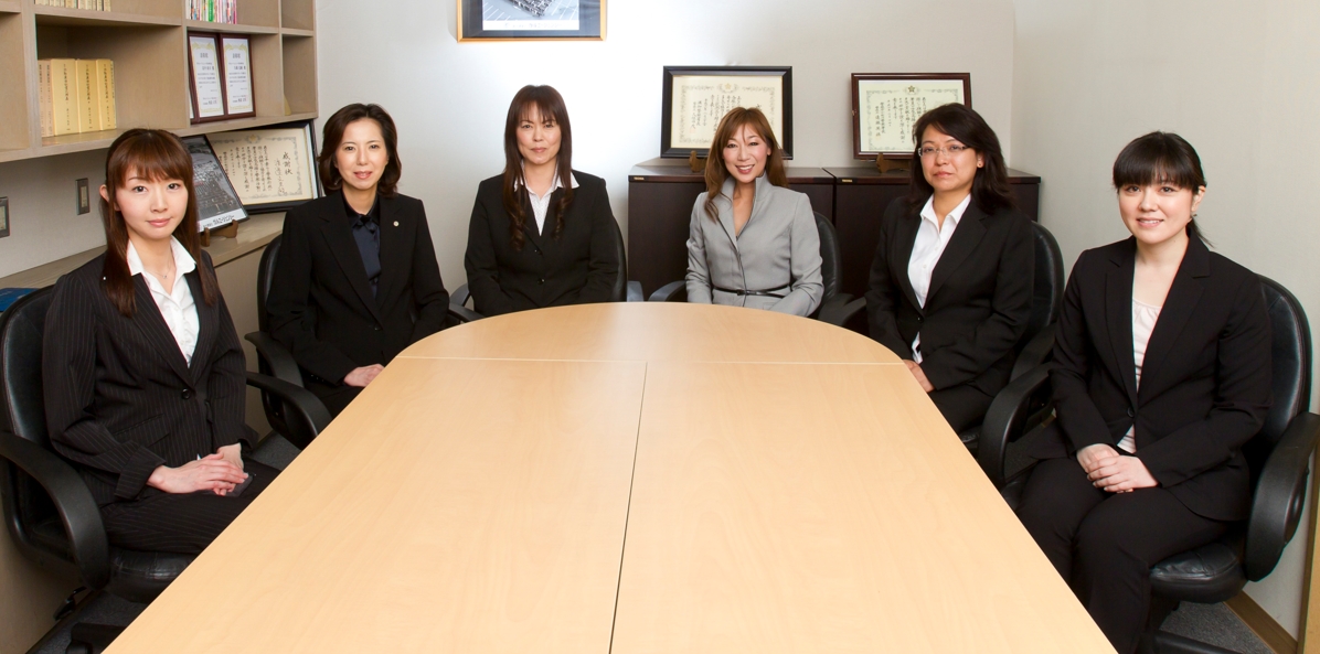 女性相談員が対応