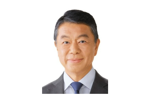 村井嘉浩