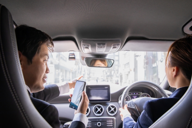 探偵　自社雇用調査員